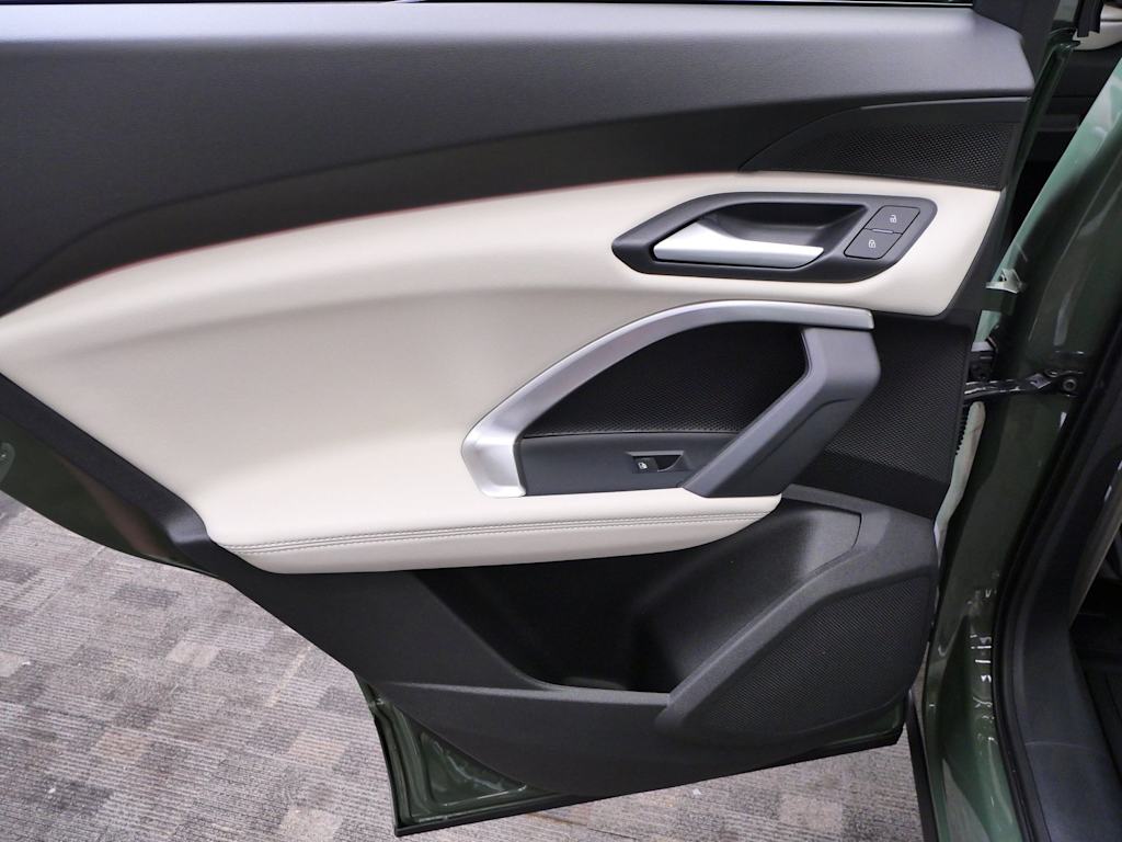Thumbnail: 2026 Audi Q5 - 14