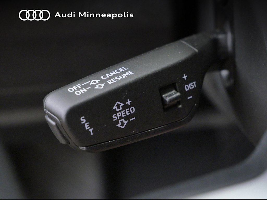 Thumbnail: 2025 Audi Q5 - 23