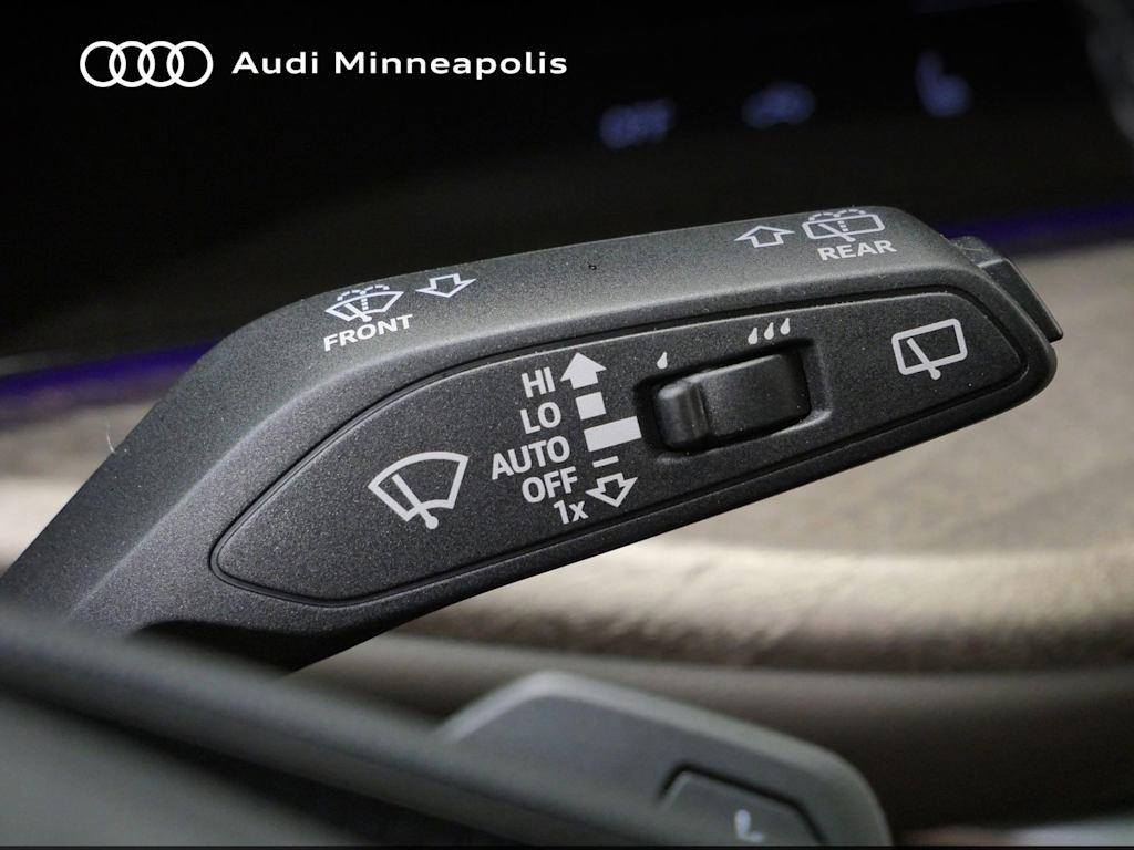 Thumbnail: 2025 Audi Q5 - 22