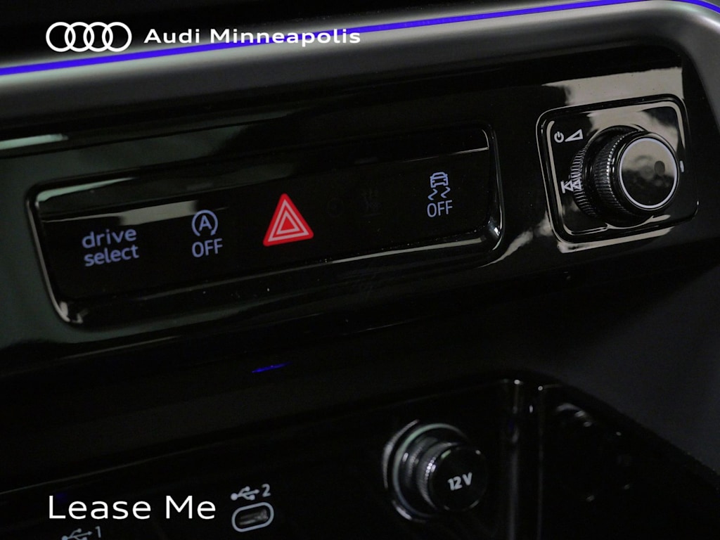 Thumbnail: 2025 Audi Q5 - 26