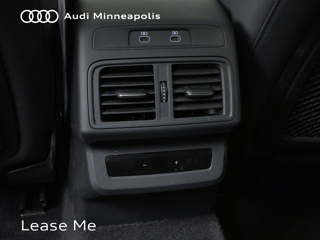 Thumbnail: 2025 Audi Q5 - 19