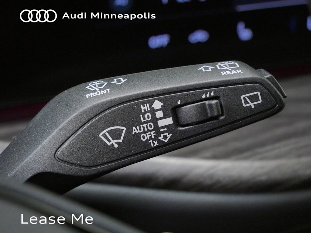 Thumbnail: 2025 Audi Q5 - 11