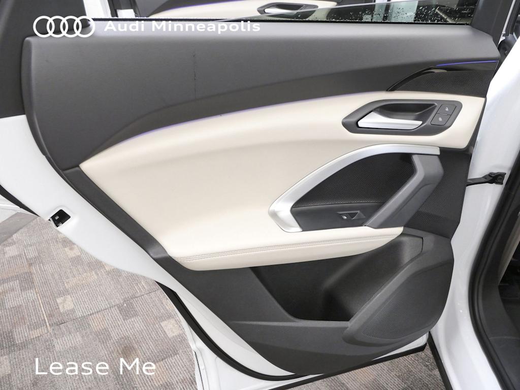 Thumbnail: 2025 Audi Q5 - 19