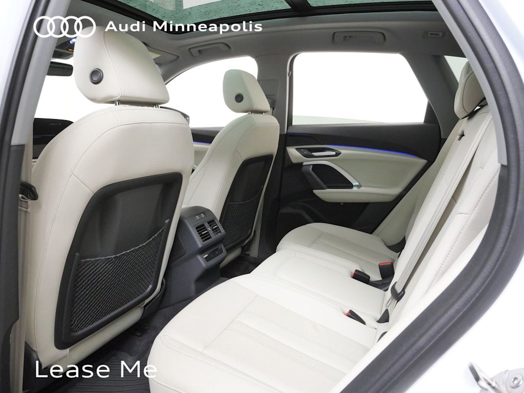 Thumbnail: 2025 Audi Q5 - 9