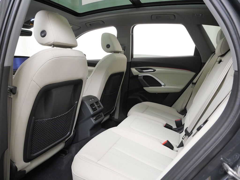 Thumbnail: 2026 Audi Q5 - 8