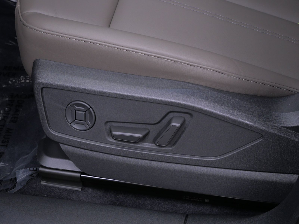 Thumbnail: 2026 Audi Q5 - 13
