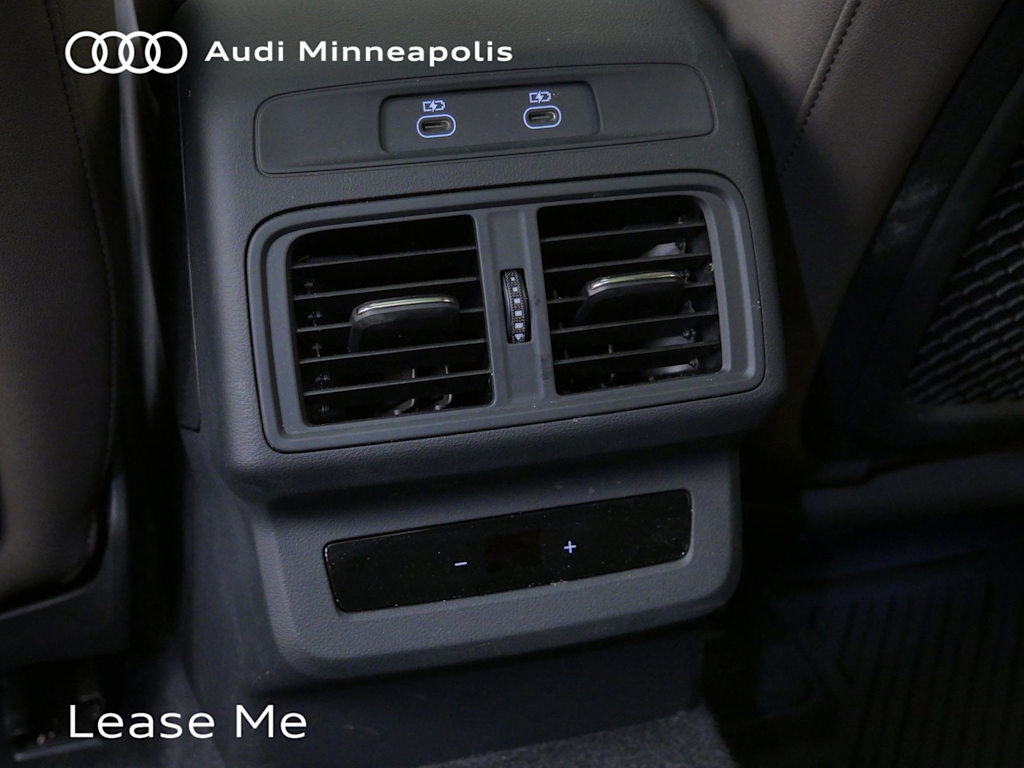 Thumbnail: 2025 Audi Q5 - 19