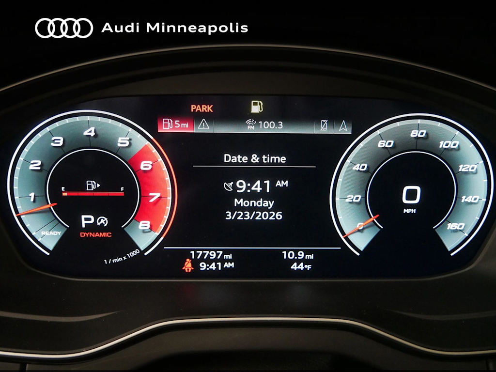 Thumbnail: 2023 Audi SQ5 - 12