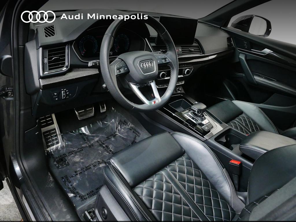 Thumbnail: 2023 Audi SQ5 - 2