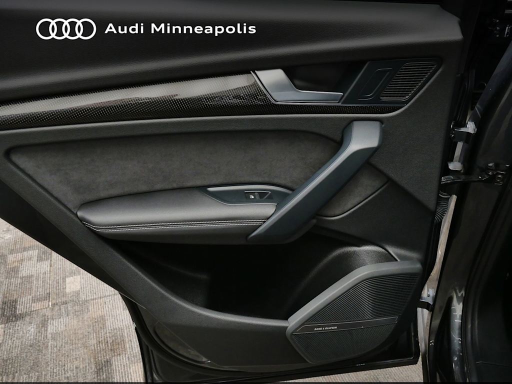 Thumbnail: 2023 Audi SQ5 - 19