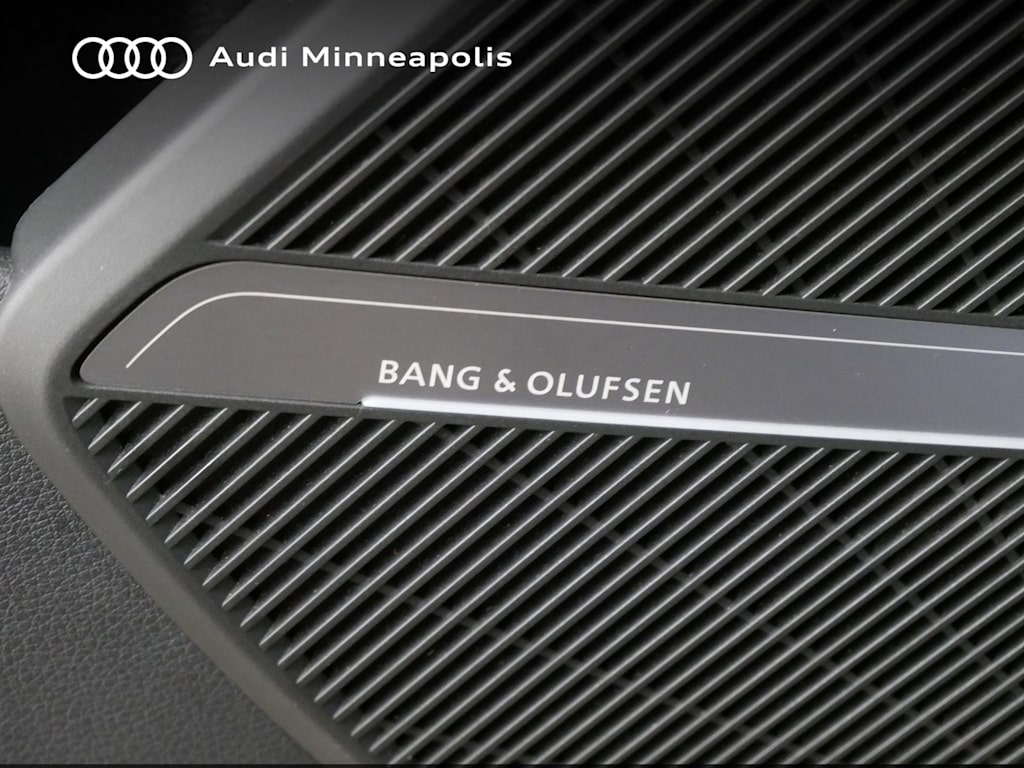 Thumbnail: 2023 Audi SQ5 - 7