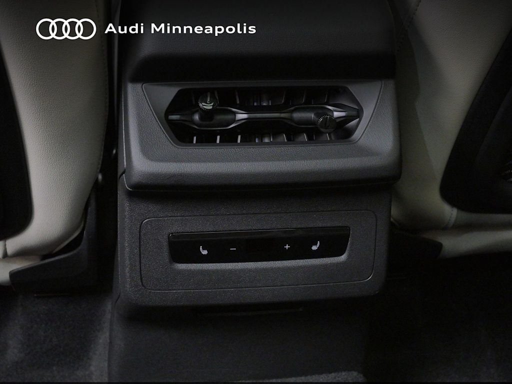 Thumbnail: 2025 Audi Q6 e-tron - 19