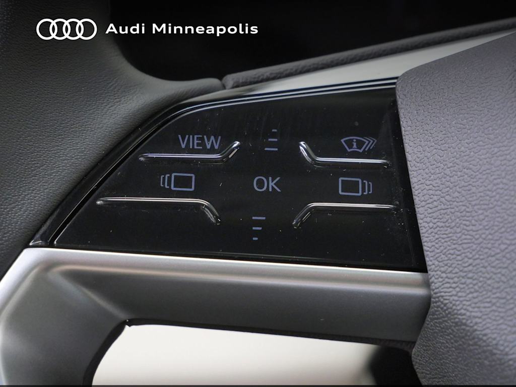 Thumbnail: 2025 Audi Q6 e-tron - 20