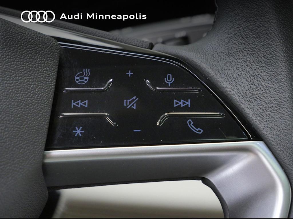 Thumbnail: 2025 Audi Q6 e-tron - 21