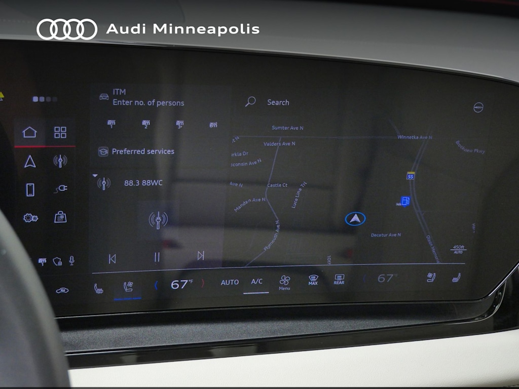 Thumbnail: 2025 Audi Q6 e-tron - 9