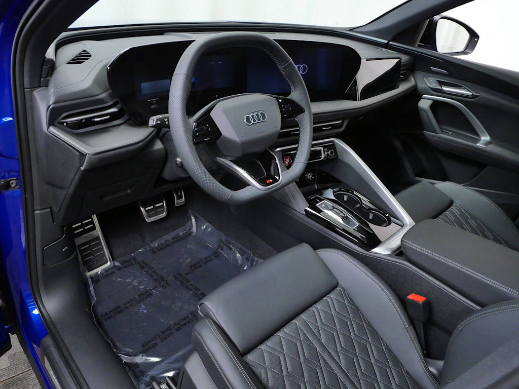 Thumbnail: 2026 Audi SQ5 - 2