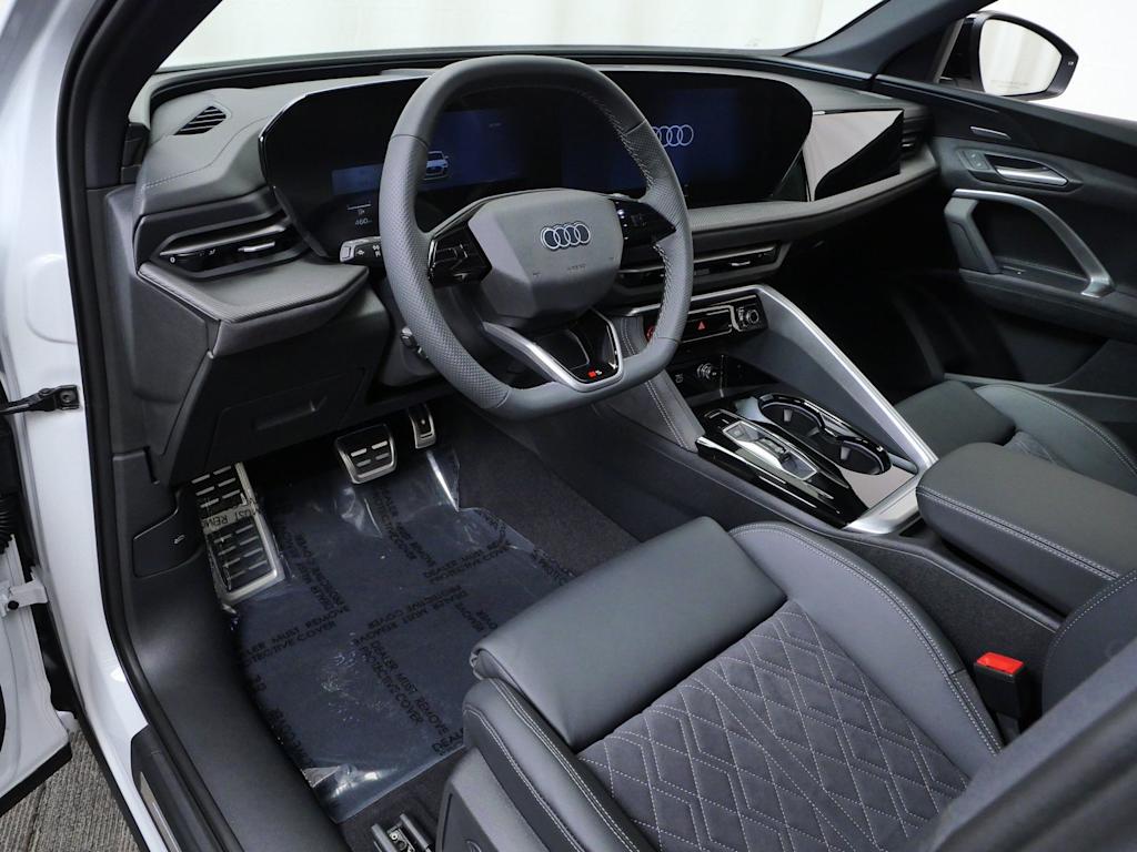 Thumbnail: 2026 Audi SQ5 - 2