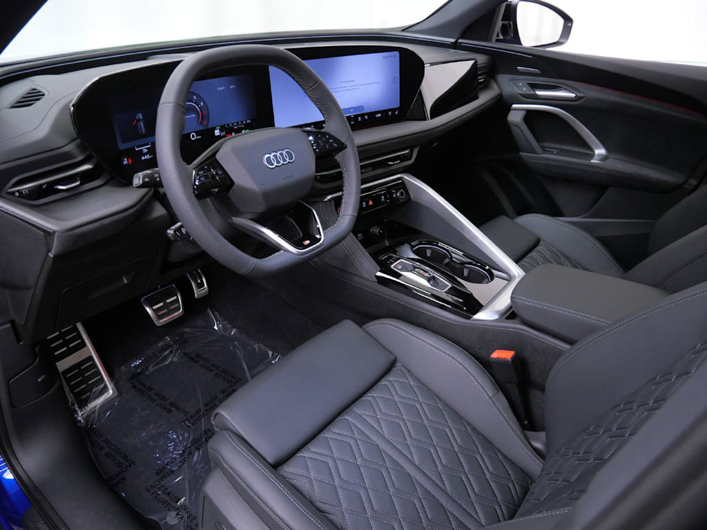 Thumbnail: 2026 Audi SQ5 - 2