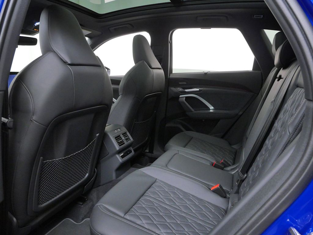 Thumbnail: 2026 Audi SQ5 - 7