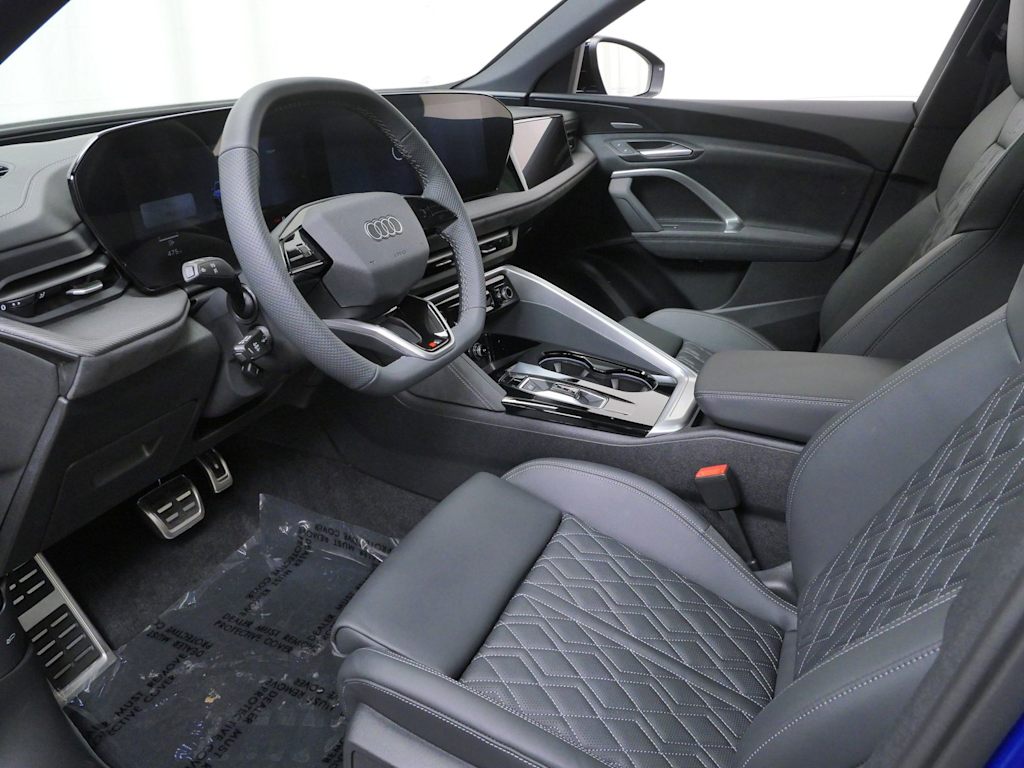 Thumbnail: 2026 Audi SQ5 - 6