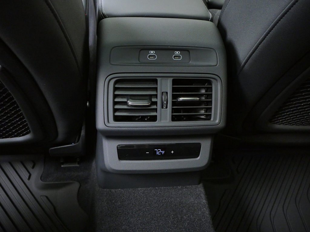 Thumbnail: 2026 Audi SQ5 - 15