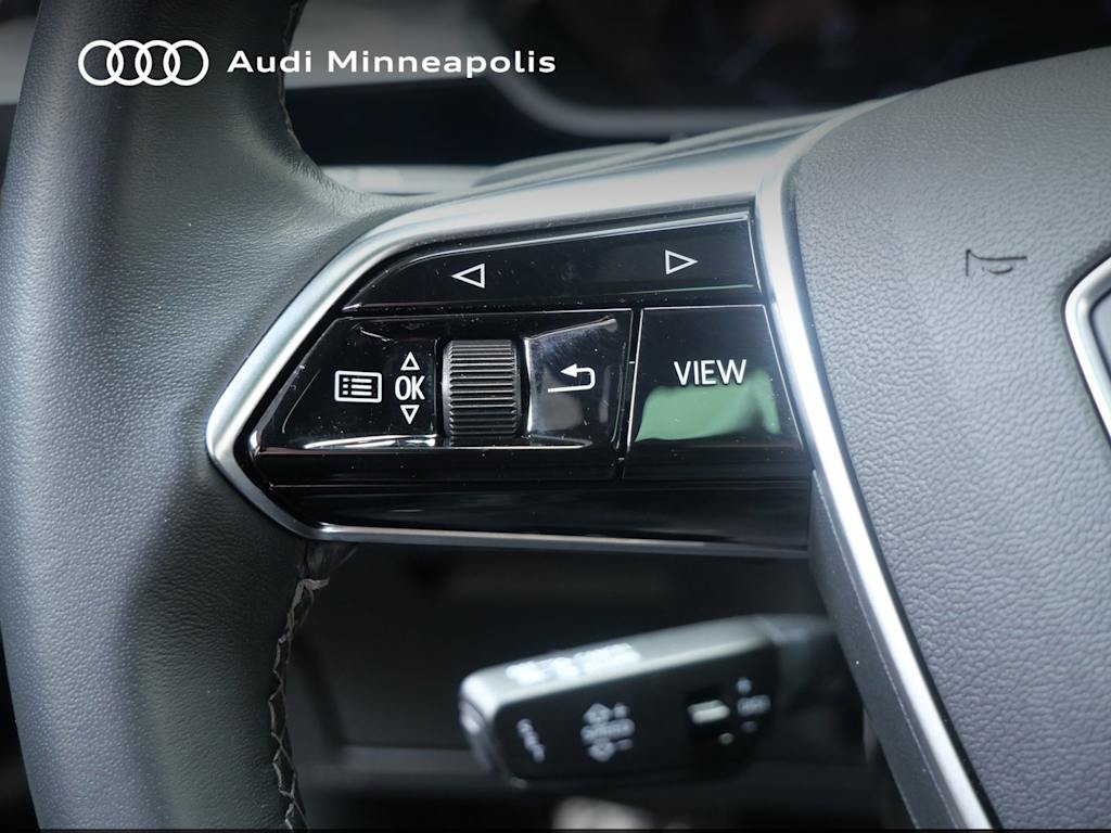 Thumbnail: 2023 Audi e-tron - 22