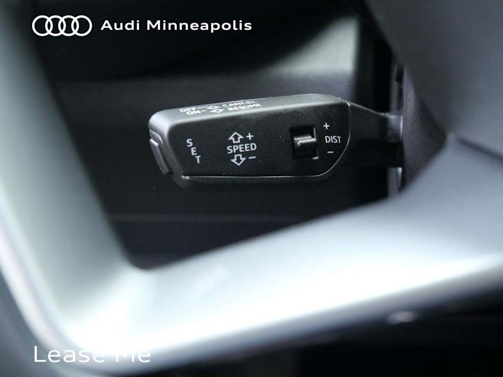 Thumbnail: 2025 Audi Q5 - 13