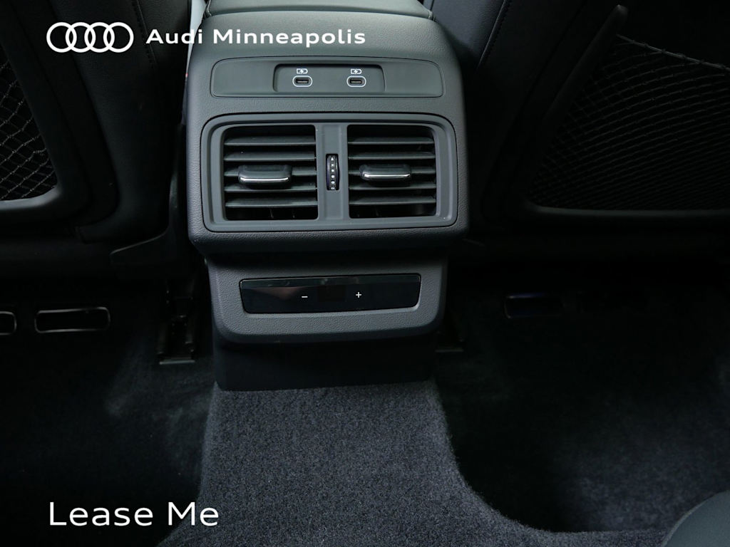 Thumbnail: 2025 Audi Q5 - 21