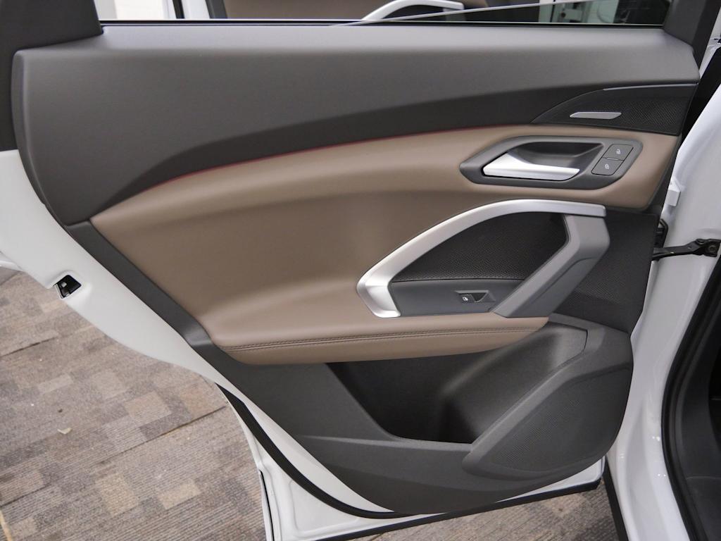 Thumbnail: 2026 Audi Q5 - 14