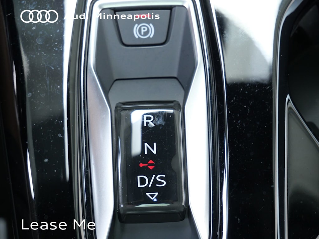 Thumbnail: 2025 Audi Q5 - 28