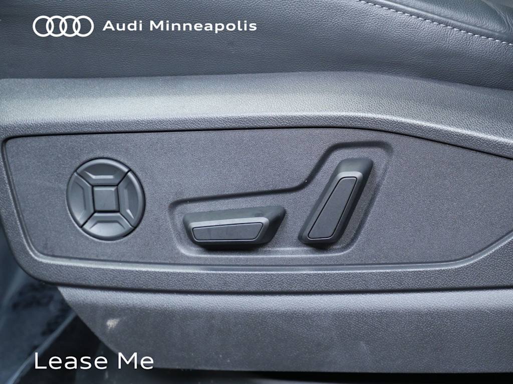 Thumbnail: 2025 Audi Q5 - 17