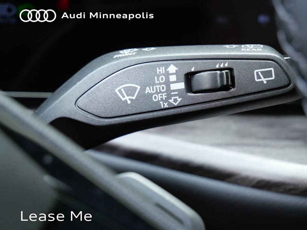 Thumbnail: 2025 Audi Q5 - 25