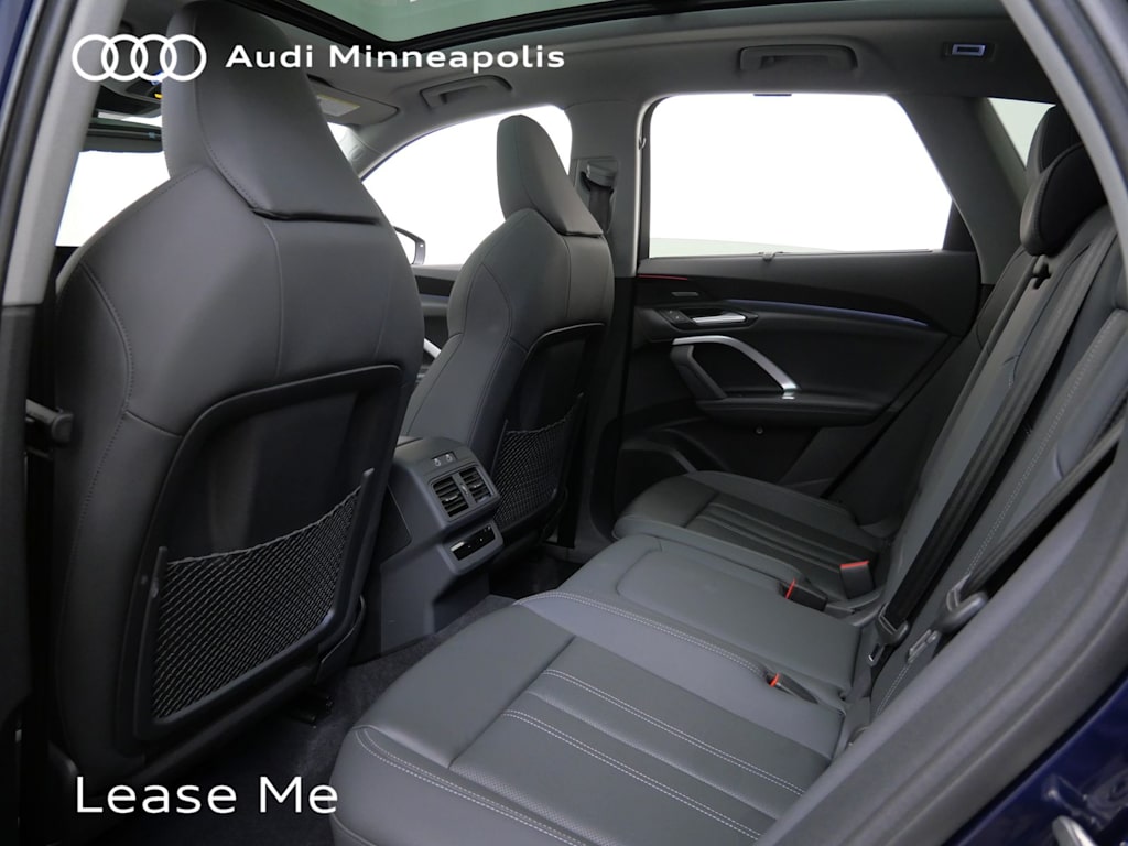 Thumbnail: 2025 Audi Q5 - 8