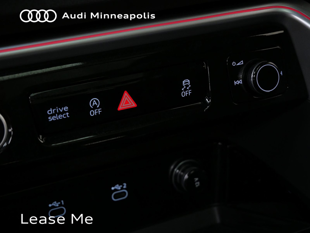 Thumbnail: 2025 Audi Q5 - 23