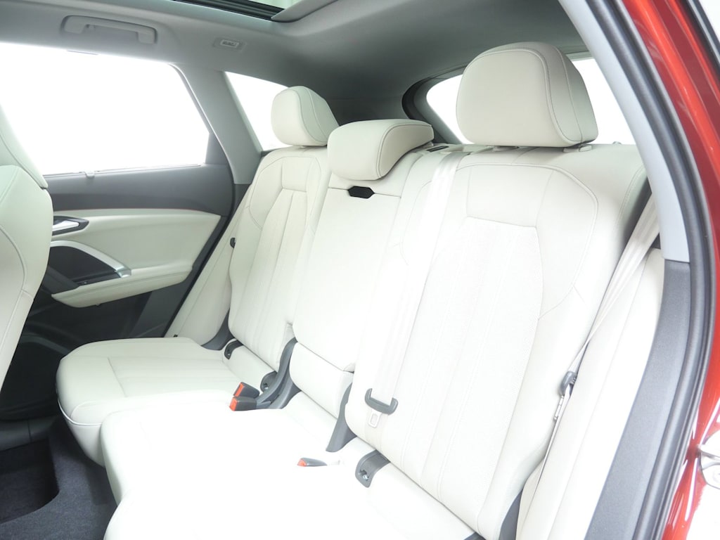 Thumbnail: 2026 Audi Q5 - 8