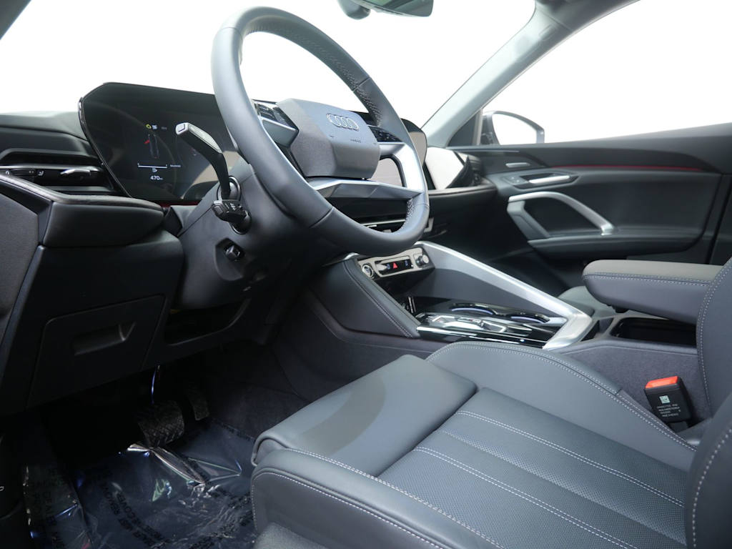 Thumbnail: 2025 Audi Q5 - 2