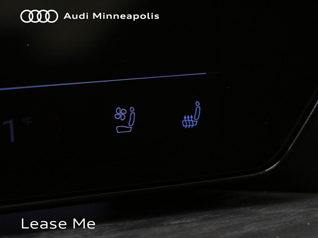 Thumbnail: 2025 Audi Q5 - 12