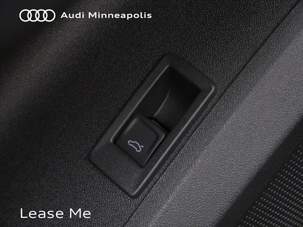 Thumbnail: 2025 Audi Q5 - 7