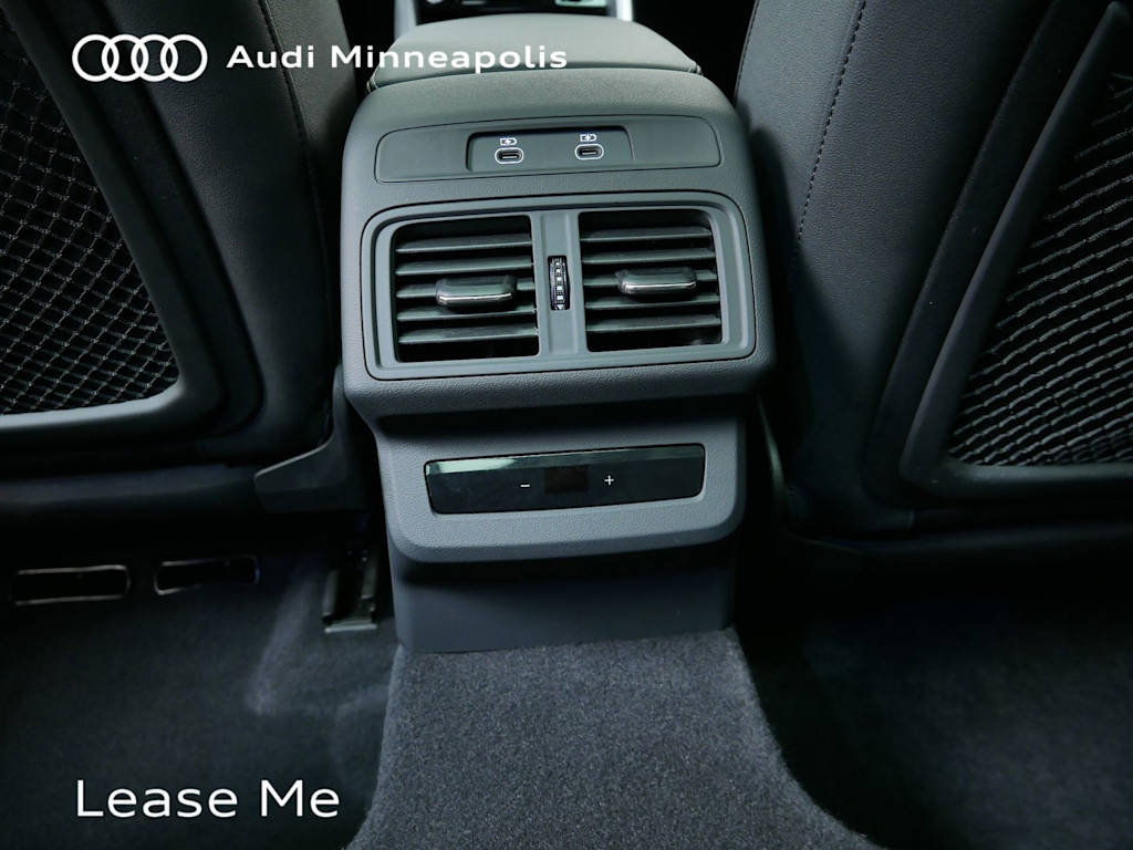 Thumbnail: 2025 Audi Q5 - 19