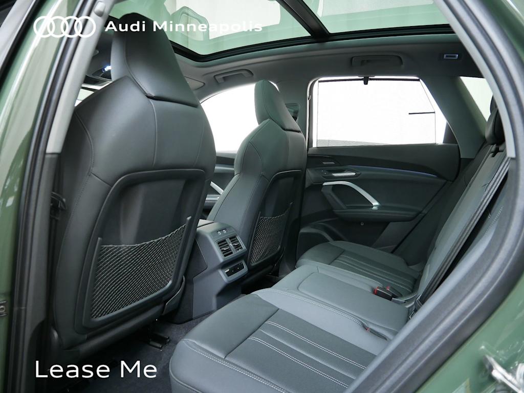 Thumbnail: 2025 Audi Q5 - 7