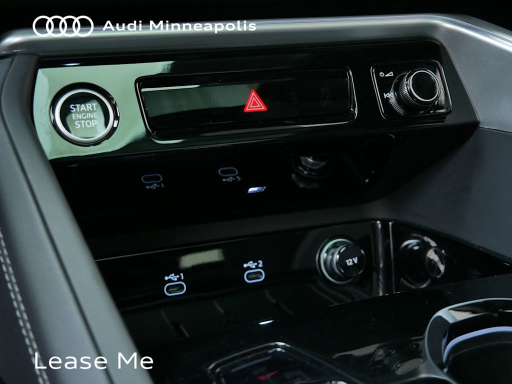 Thumbnail: 2025 Audi Q5 - 22