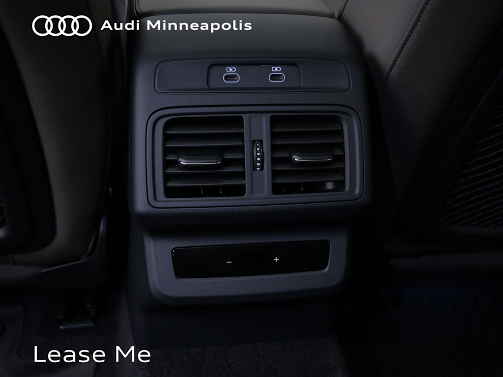 Thumbnail: 2025 Audi Q5 - 18