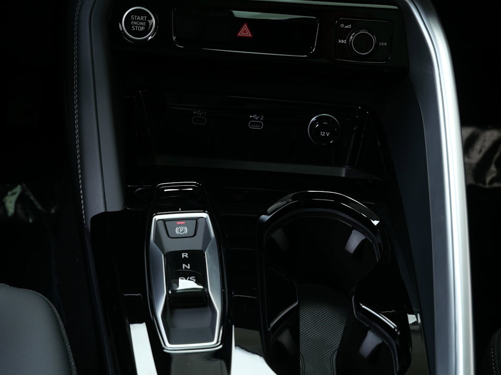 Thumbnail: 2025 Audi Q5 - 9