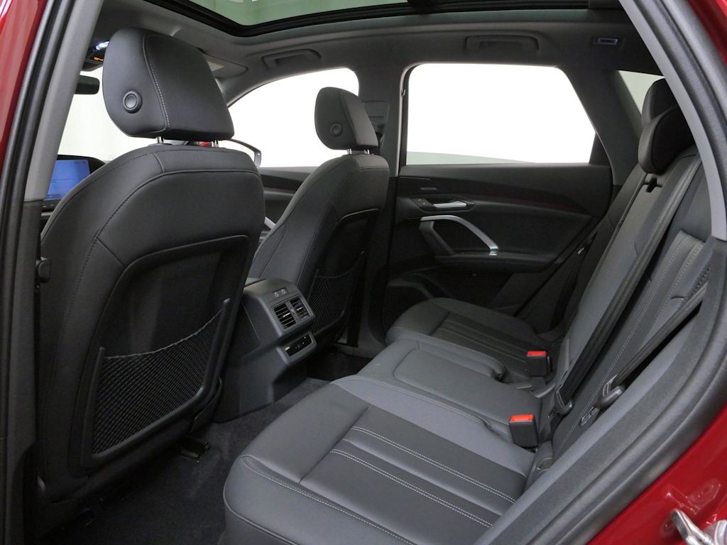 Thumbnail: 2026 Audi Q5 - 8