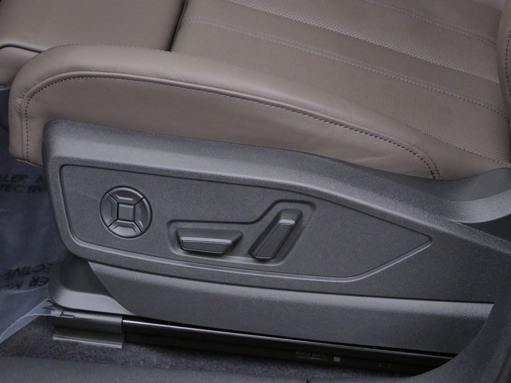 Thumbnail: 2026 Audi Q5 - 13