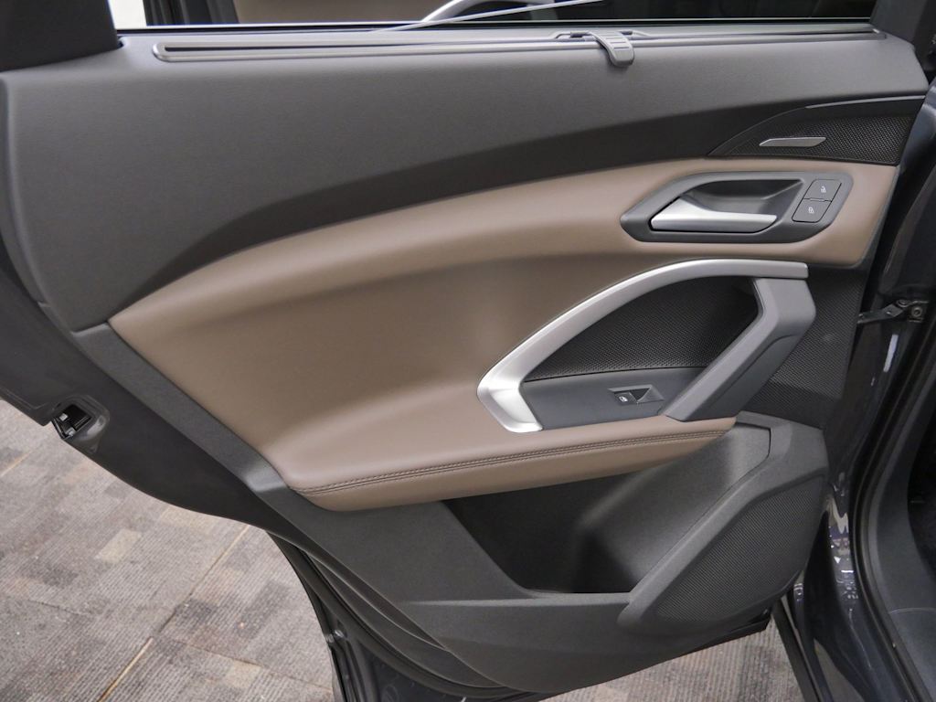 Thumbnail: 2026 Audi Q5 - 14