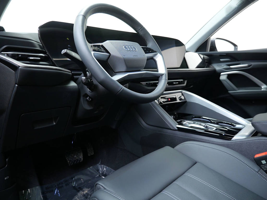 Thumbnail: 2025 Audi Q5 - 2