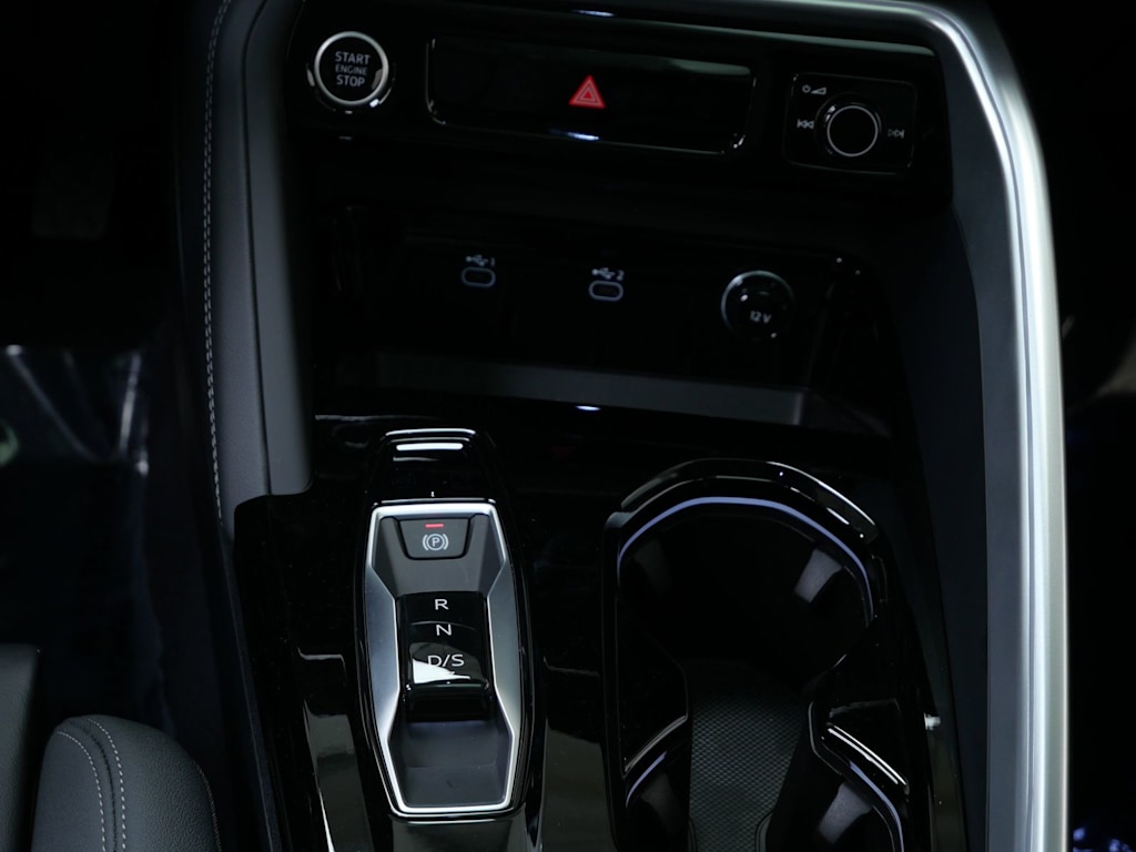 Thumbnail: 2025 Audi Q5 - 9