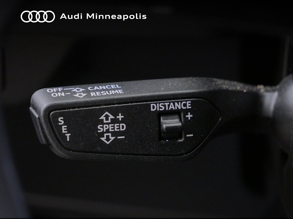 Thumbnail: 2023 Audi Q4 e-tron - 23