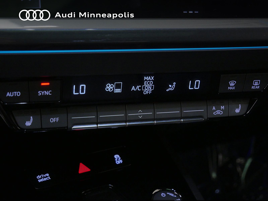 Thumbnail: 2023 Audi Q4 e-tron - 24